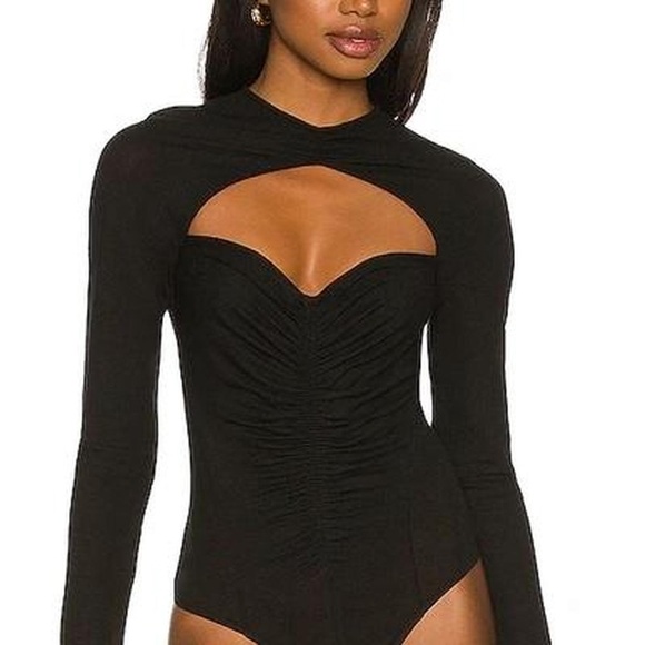 Astr Tops - ASTR The Label Cristen Bodysuit in Black, Size Medium